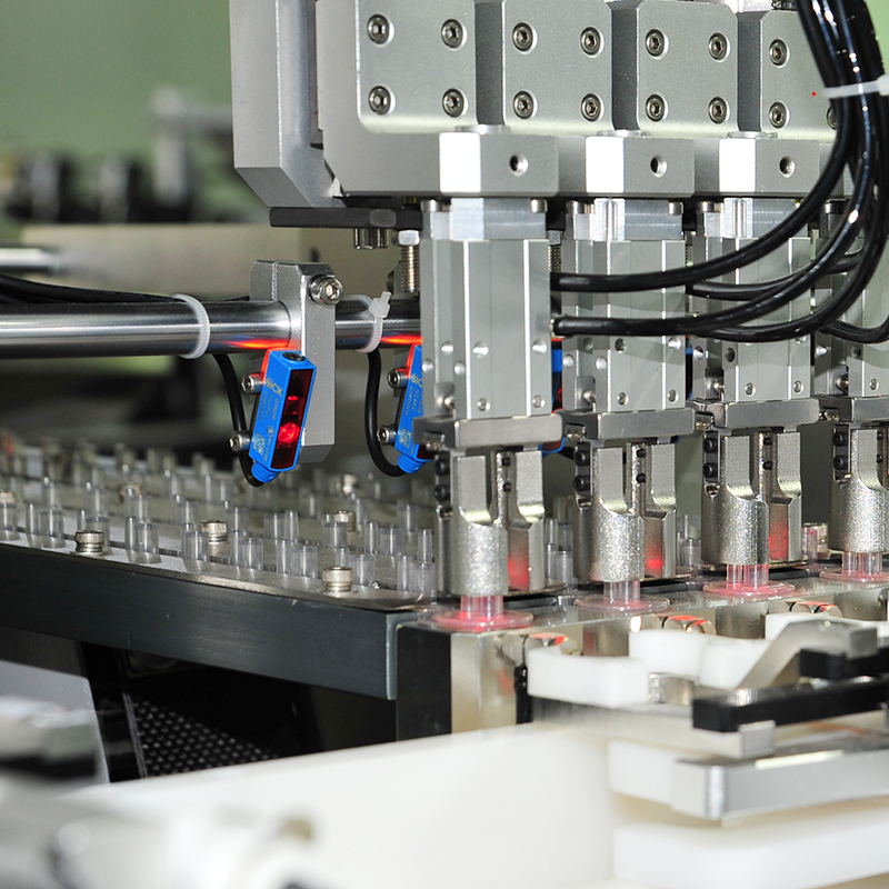 醫(yī)用導(dǎo)管連線(xiàn)自動(dòng)組裝機(jī)